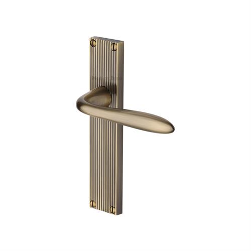 Sutton Reeded Door Handle on Plate