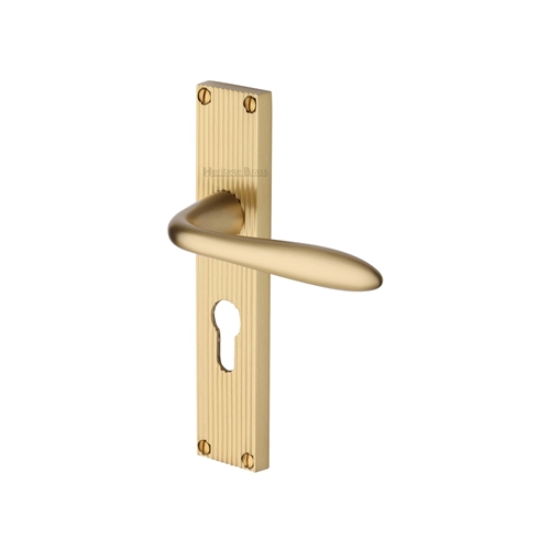 Sutton Reeded Door Handle on Plate